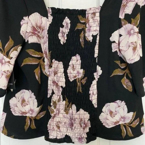 Free Press Black Floral Short Sleeve Cropped Blouse - Picture 5 of 7